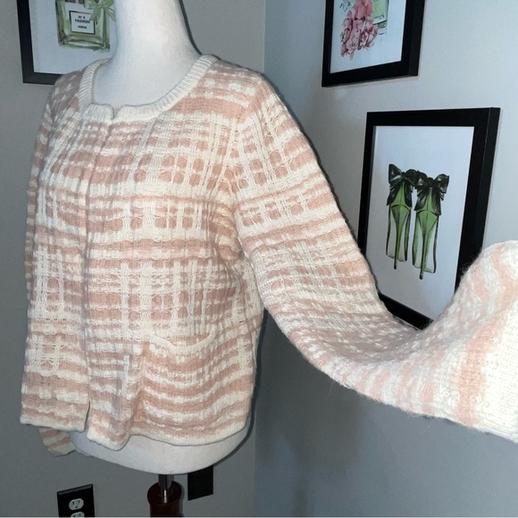 💞 Anthropologie Knitted & Knotted Vintage Boucle Plaid Cardigan Sweater - Picture 8 of 16